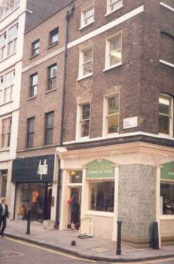 4, Gate Street