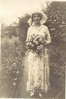 Gwen Saunders