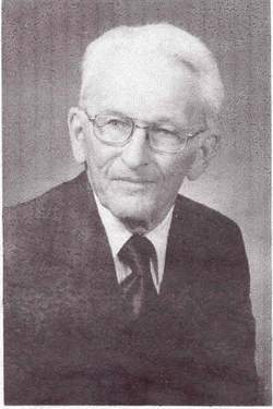 Merrill Saunders